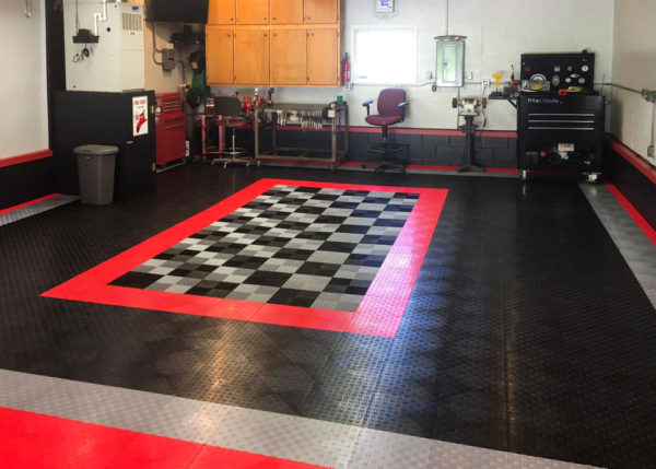 garage with mac toolbox