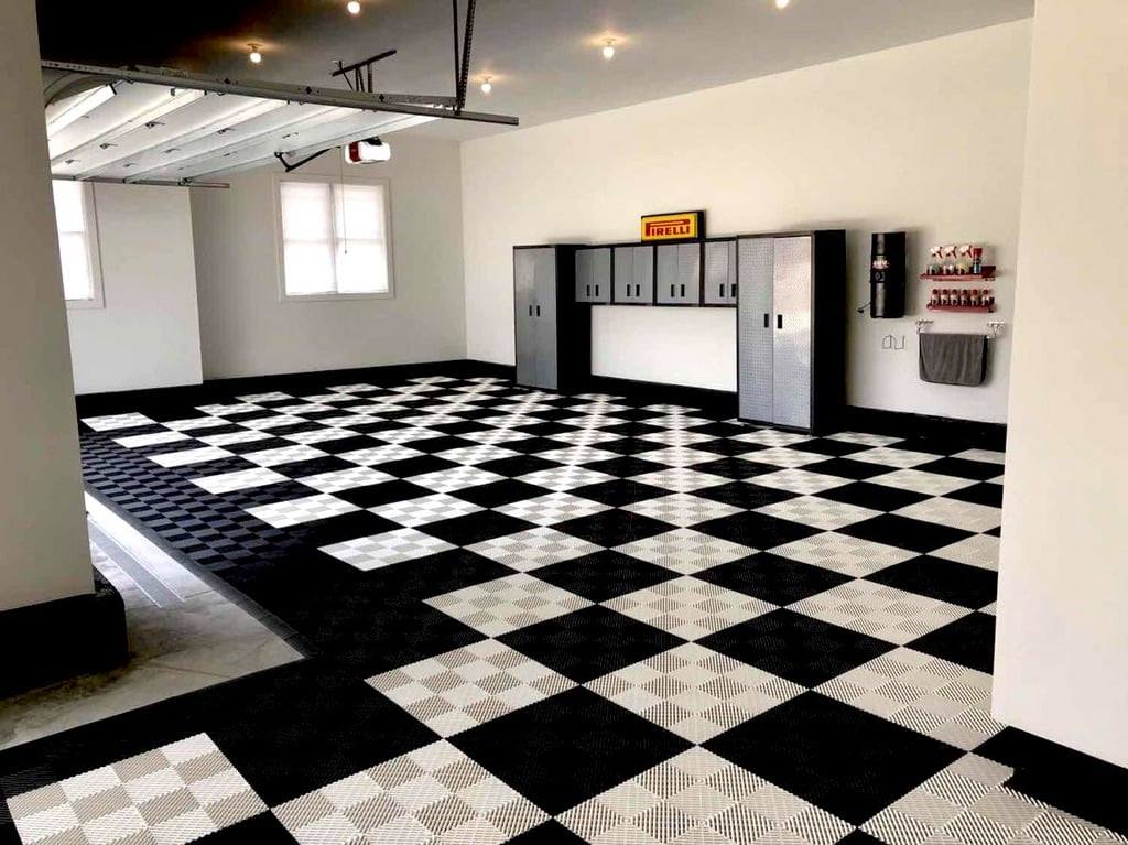 RaceDeck Interlocking Garage Floors Installed Over Concrete Cracks